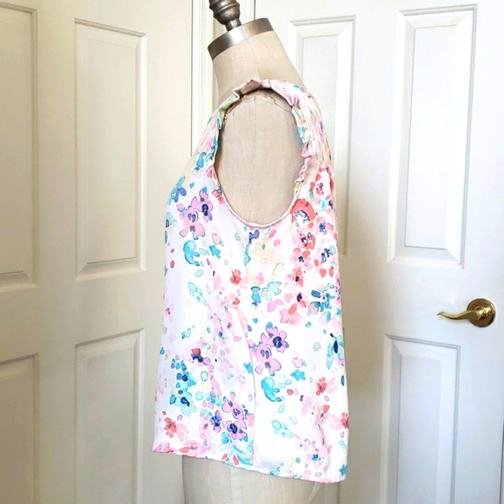 LC LAUREN CONRAD Sleeveless Blouse Watercolor Floral Ruffle Shoulders • MEDIUM - Picture 4 of 16